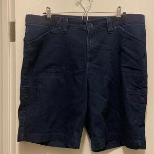 Lee Dark wash relaxed fit Shorts Size 18